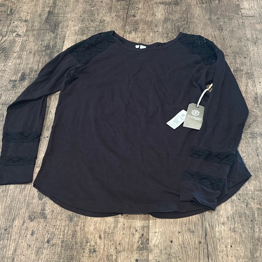 Womens element blouse new with tags.